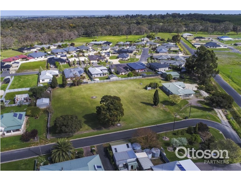 4 Corner Cres, Naracoorte SA 5271