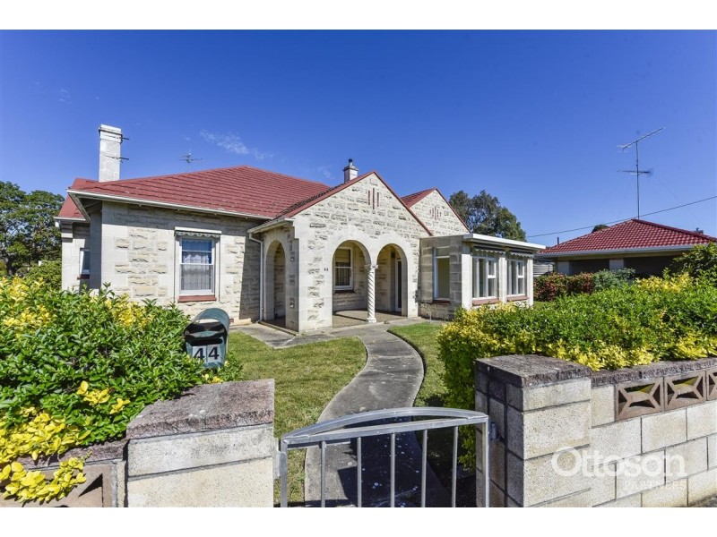 44 Sandstone Avenue, Naracoorte SA 5271