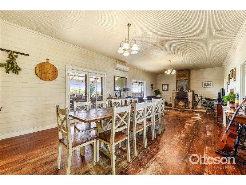 1670 Wimmera Highway, Apsley VIC 3319