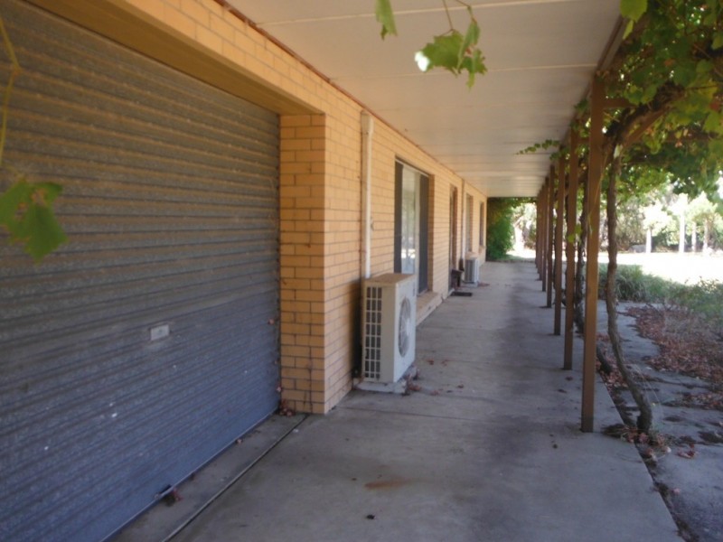 8359 Apsley Casterton Rd (Apsley Langkoop Rd), Apsley VIC 3319