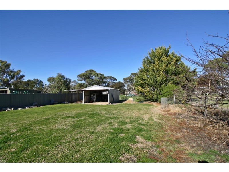 8 Banksia Street, Lucindale SA 5272