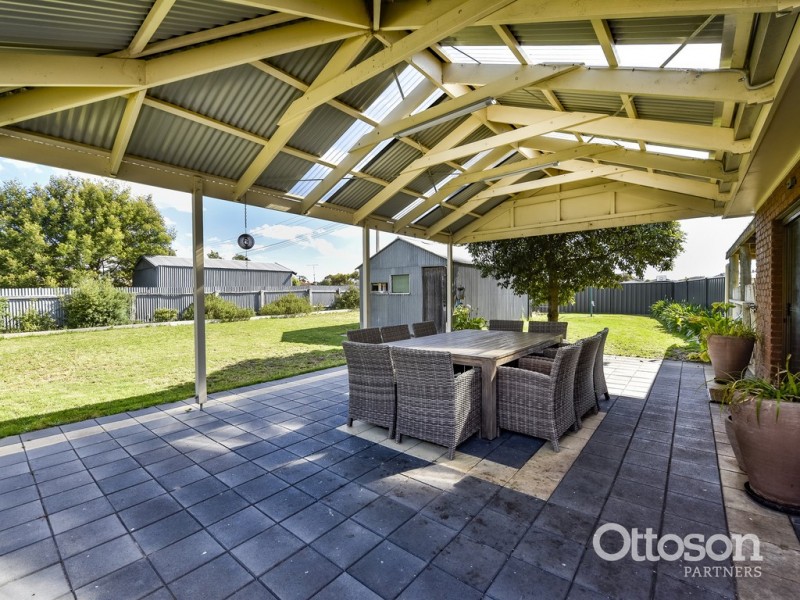 12 Fourth Avenue, Naracoorte SA 5271