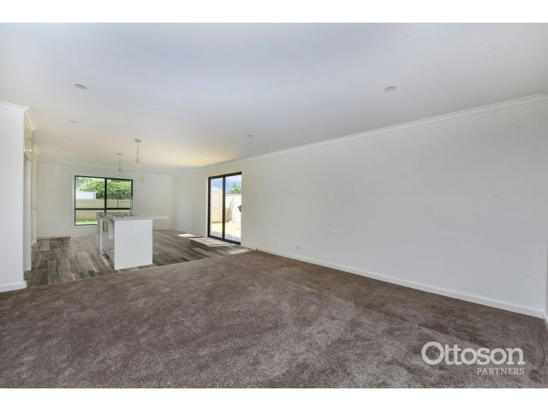 5 Brealey Place, Naracoorte SA 5271