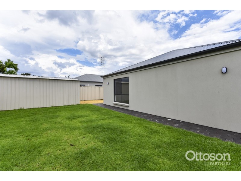 5 Brealey Place, Naracoorte SA 5271