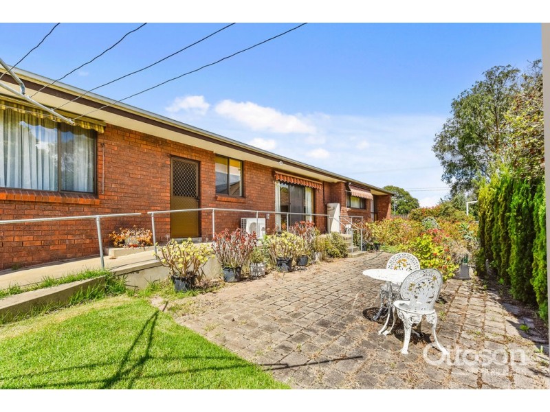 1 Fourth Avenue, Naracoorte SA 5271