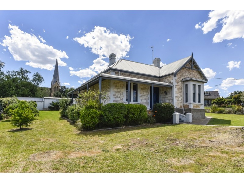 16 Gordon Street, Naracoorte SA 5271