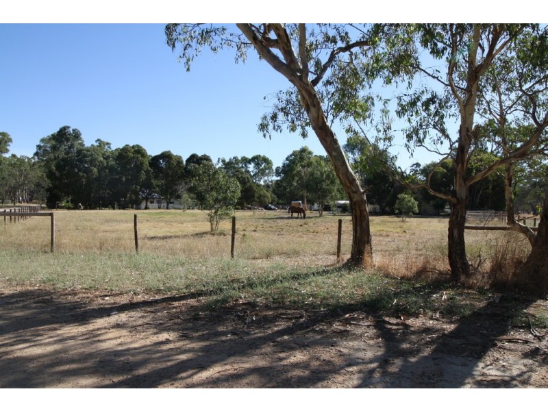 53 – 58 Waugh Street/ Peake Terrace, Hynam SA 5262