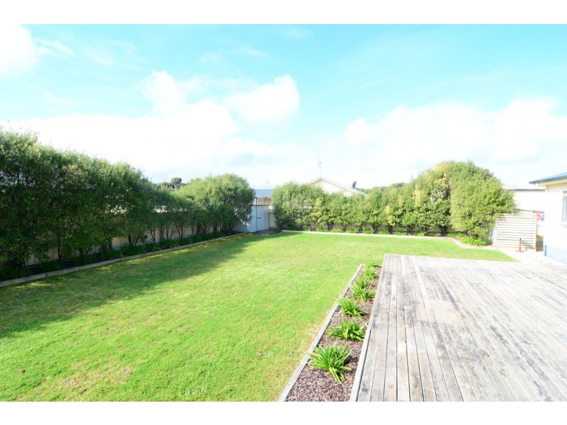 17 Peter McQueen Avenue, Robe SA 5276