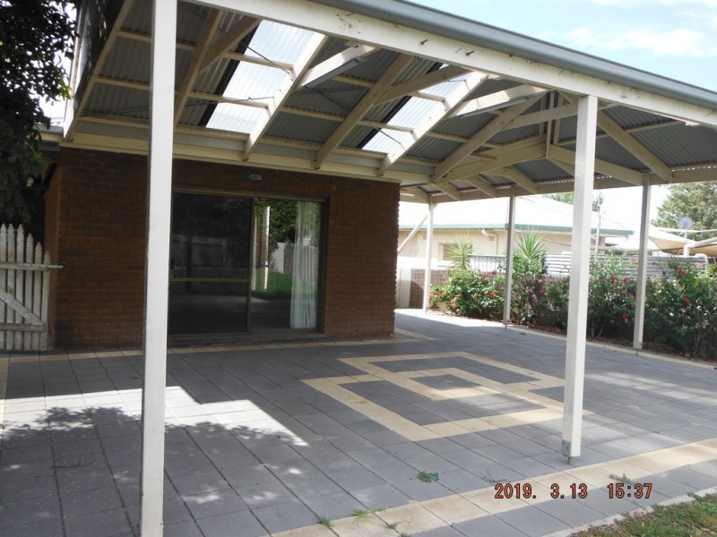12 Fourth Avenue, Naracoorte SA 5271