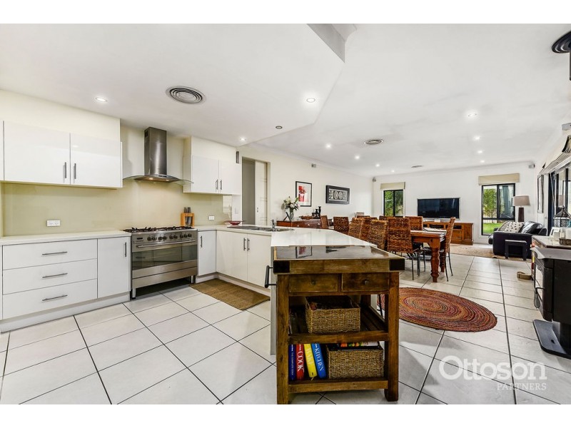 24 Pine Grove, Naracoorte SA 5271