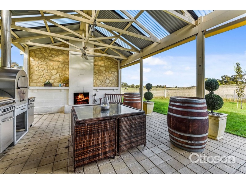 24 Pine Grove, Naracoorte SA 5271