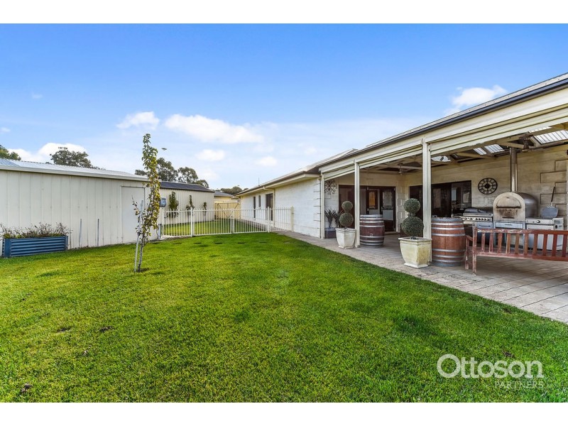 24 Pine Grove, Naracoorte SA 5271