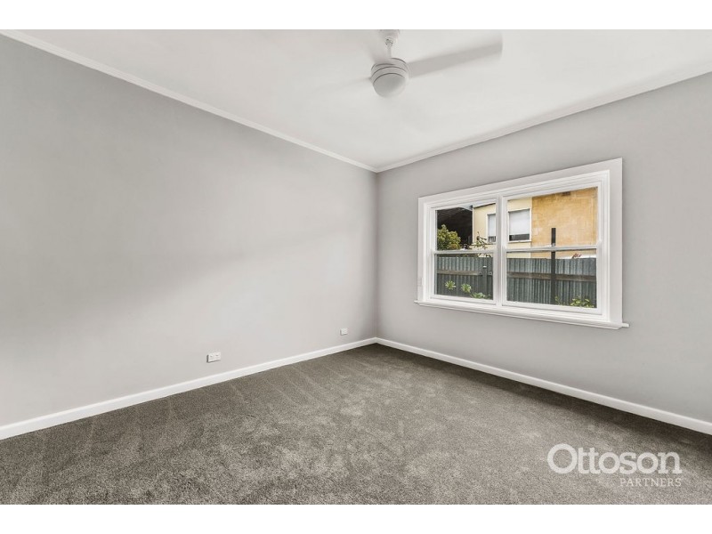 16 Fourth Avenue, Naracoorte SA 5271