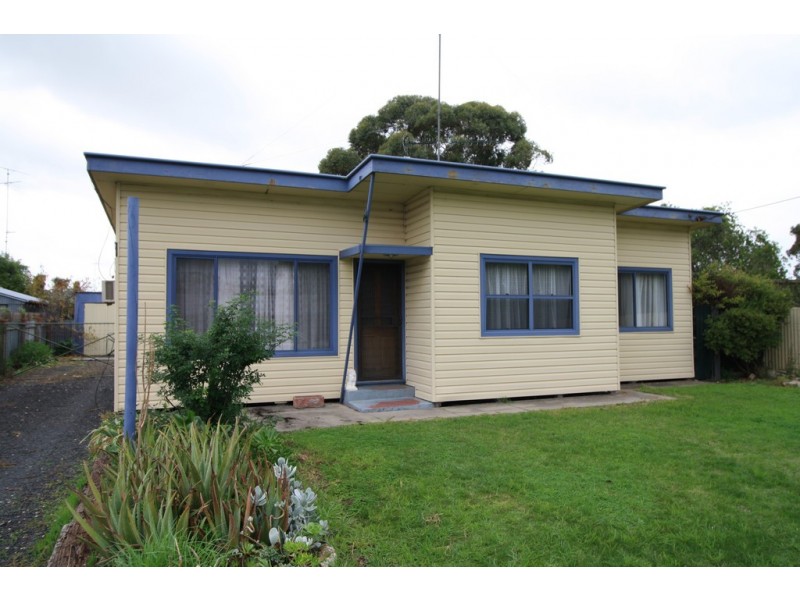11 Rule Street, Naracoorte SA 5271