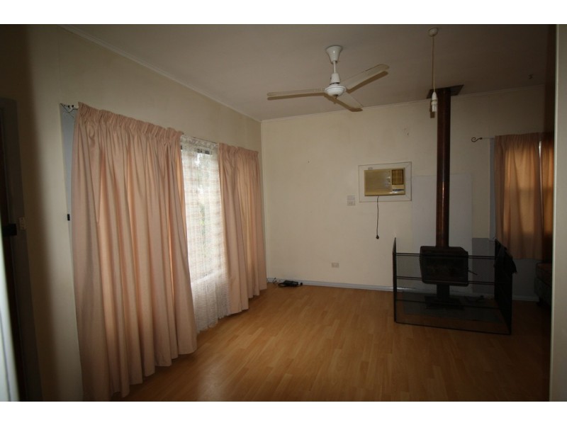 11 Rule Street, Naracoorte SA 5271