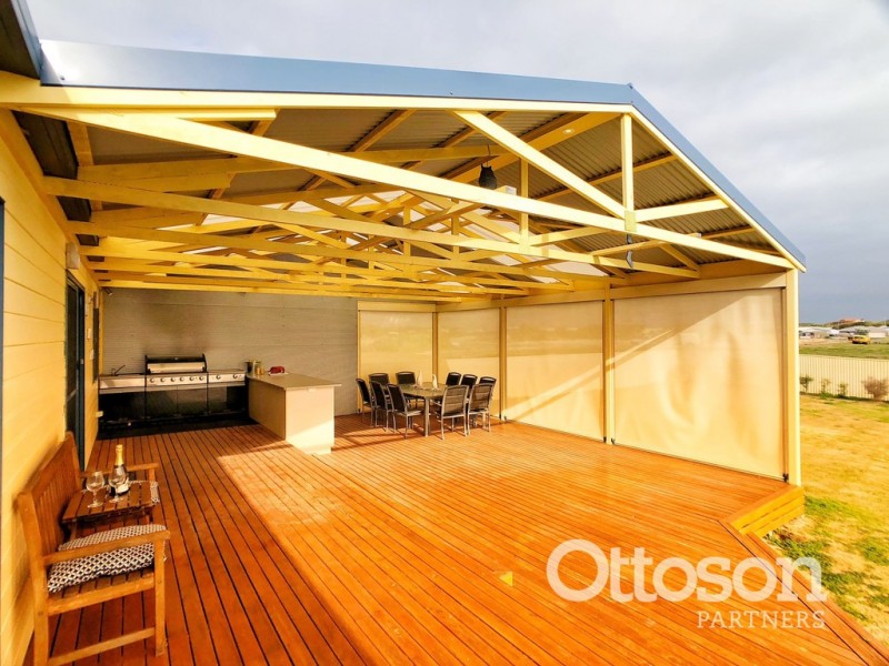 2 Peter McQueen Avenue, Robe SA 5276