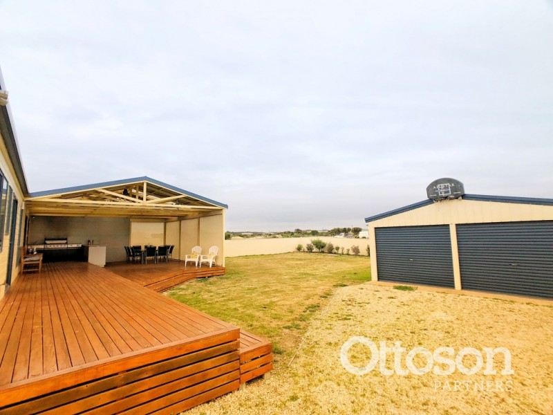 2 Peter McQueen Avenue, Robe SA 5276
