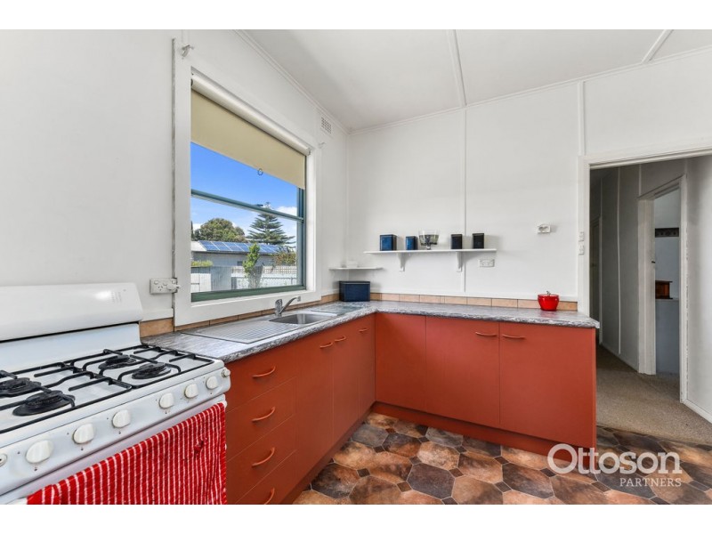 26 Sixth Ave, Naracoorte SA 5271