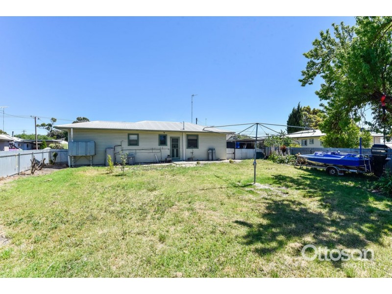 26 Sixth Ave, Naracoorte SA 5271
