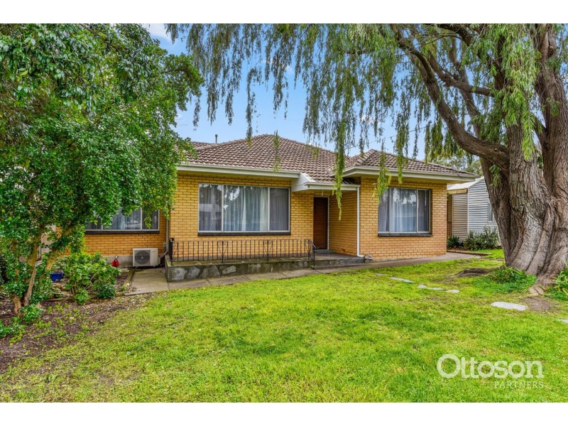 25 Aitchison Avenue, Naracoorte SA 5271
