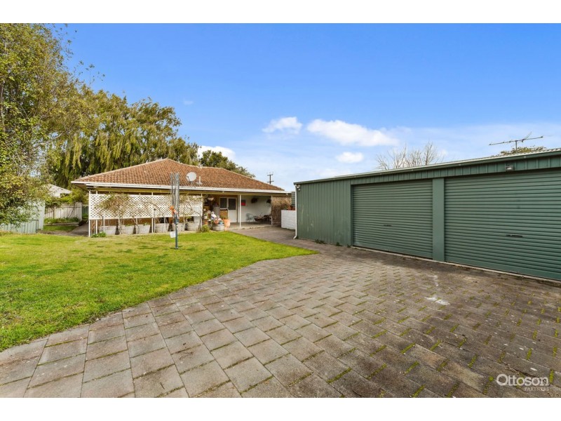 25 Aitchison Avenue, Naracoorte SA 5271