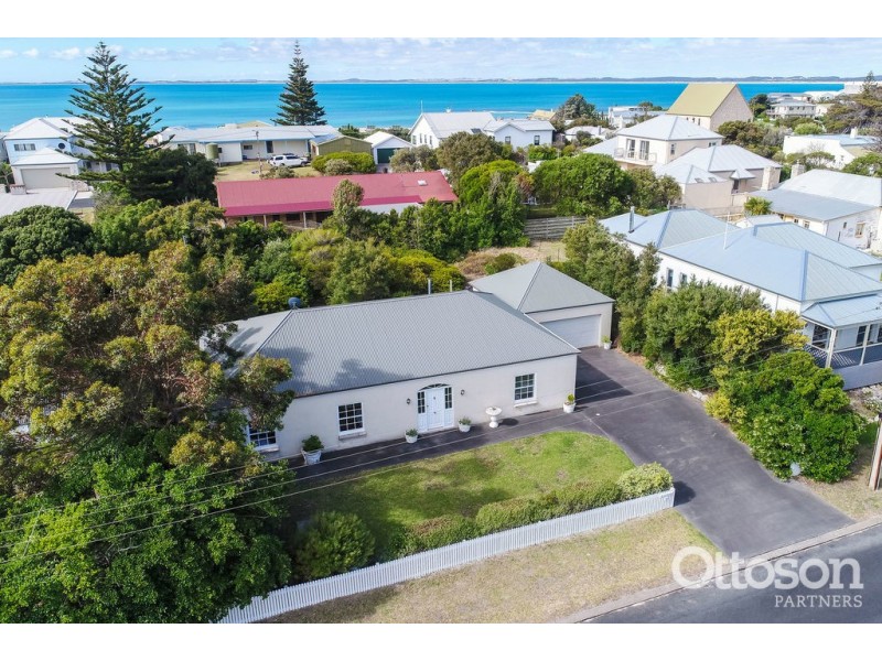 31 Sturt street, Robe SA 5276