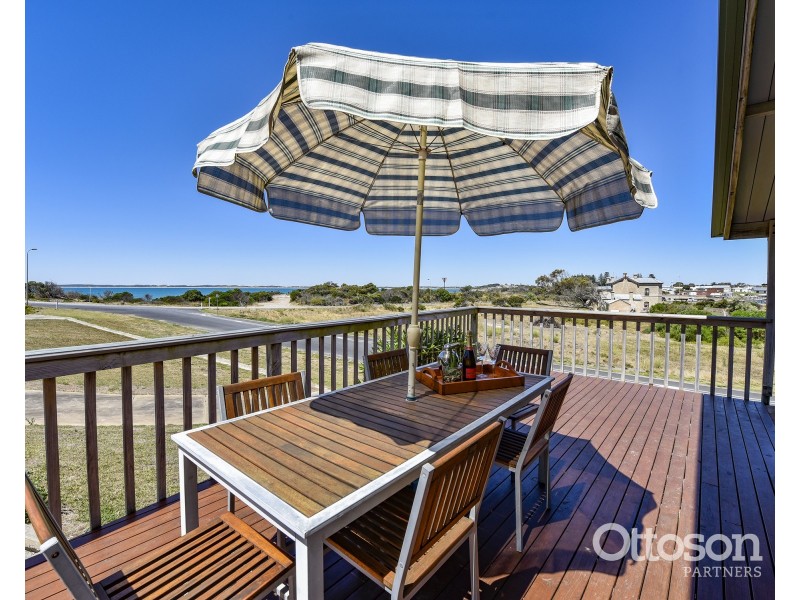 29 Lake Road, Robe SA 5276