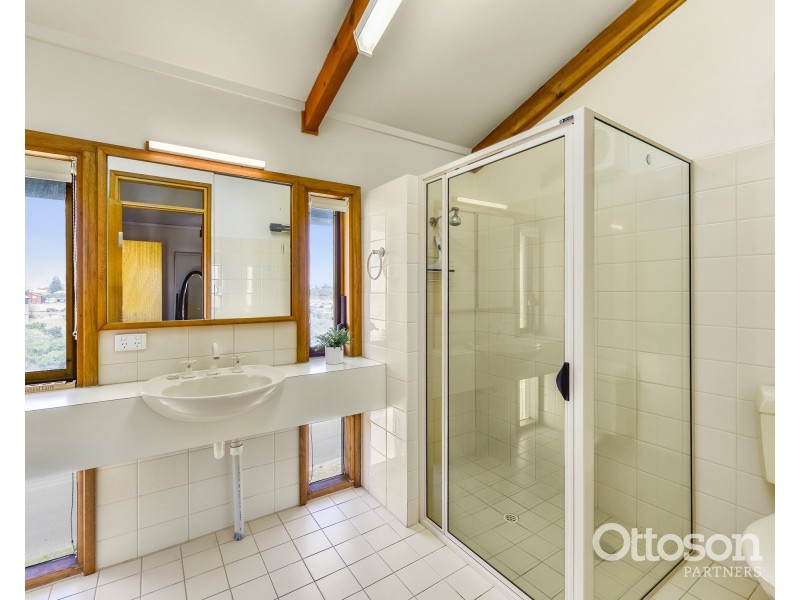 29 Lake Road, Robe SA 5276