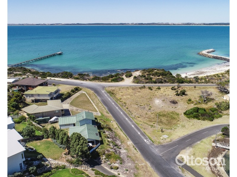 29 Lake Road, Robe SA 5276