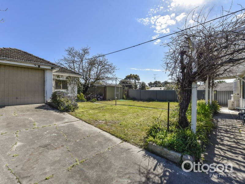 2 Wallace Crescent, Naracoorte SA 5271