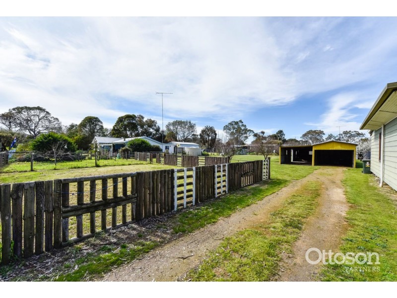 15 Lacey Drive, Kybybolite SA 5262