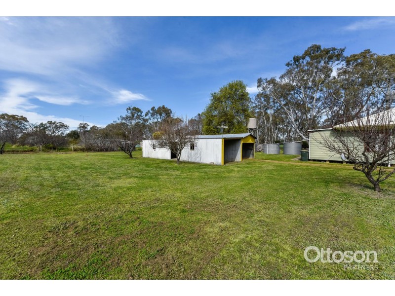 15 Lacey Drive, Kybybolite SA 5262