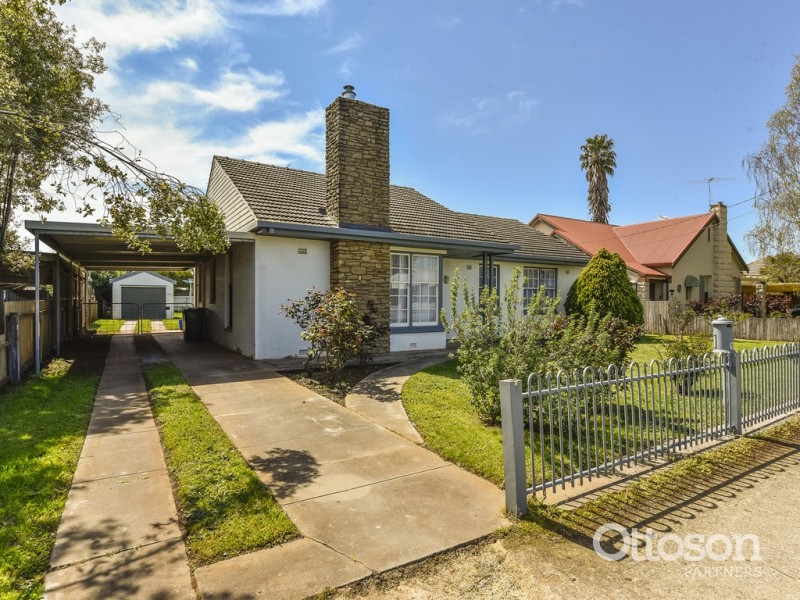 11 Cameron Street, Penola SA 5277