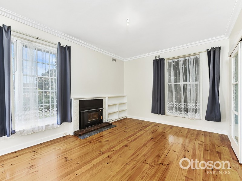 11 Cameron Street, Penola SA 5277