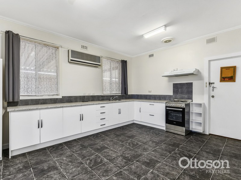 11 Cameron Street, Penola SA 5277