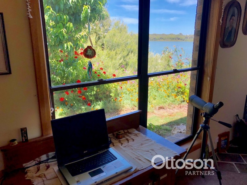 8 Barrowmans Drive, Robe SA 5276