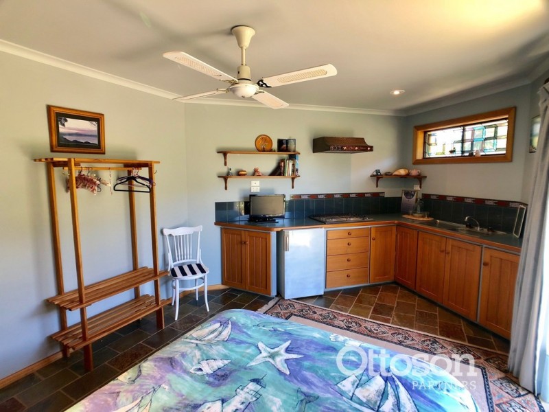 8 Barrowmans Drive, Robe SA 5276