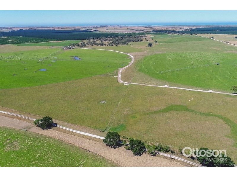 101 Glynns, Galpin and Trevoert Roads, Mount Gambier SA 5291