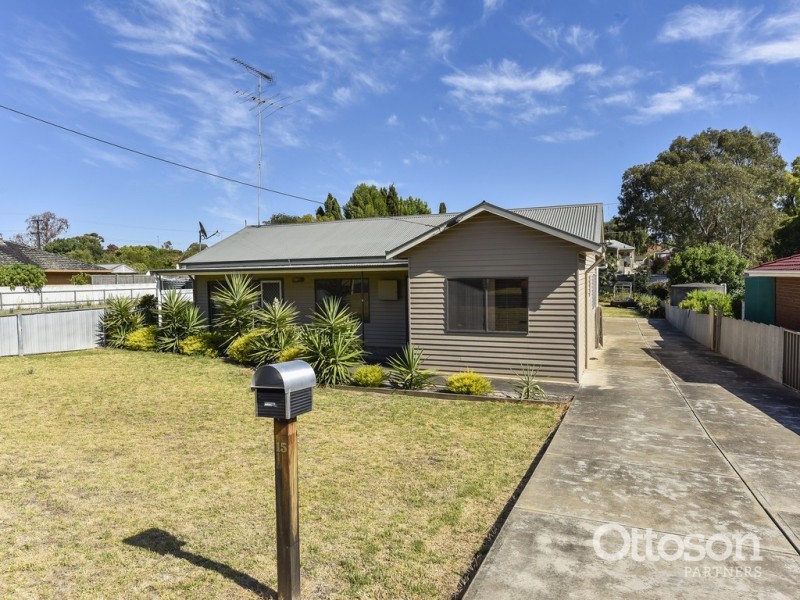 15 Second Avenue, Naracoorte SA 5271