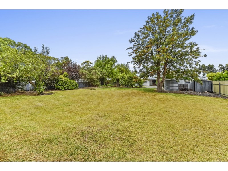 33 Kingston Avenue, Naracoorte SA 5271