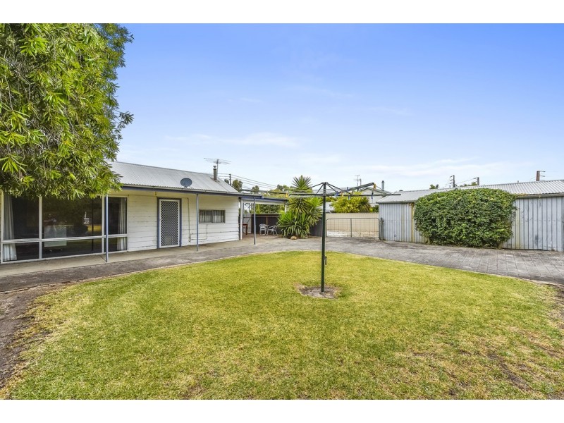 33 Kingston Avenue, Naracoorte SA 5271