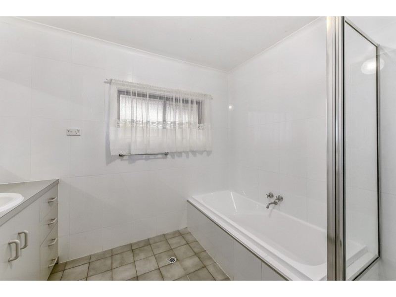 33 Kingston Avenue, Naracoorte SA 5271