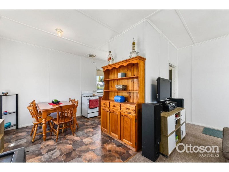 26 Sixth Ave, Naracoorte SA 5271