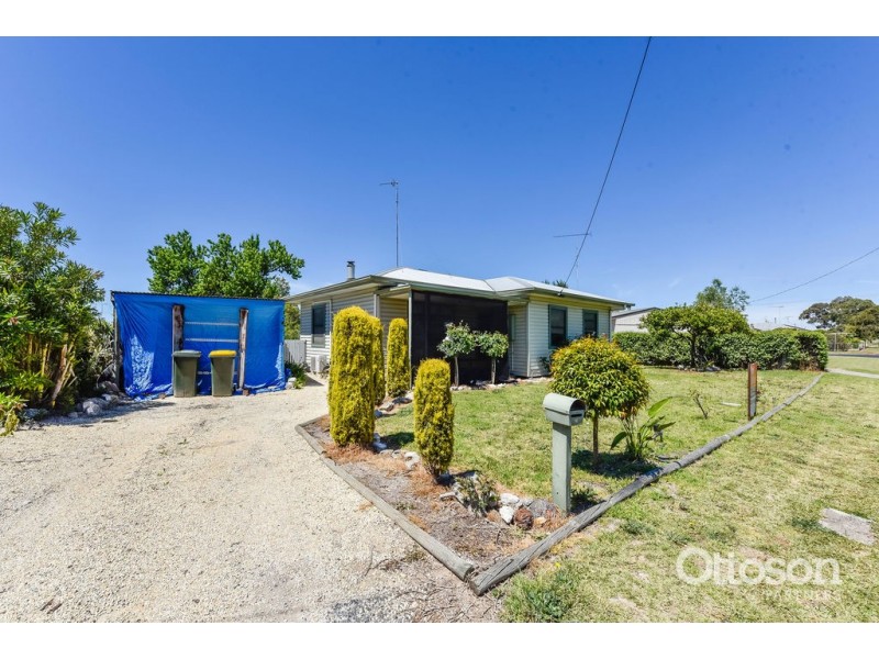 26 Sixth Ave, Naracoorte SA 5271