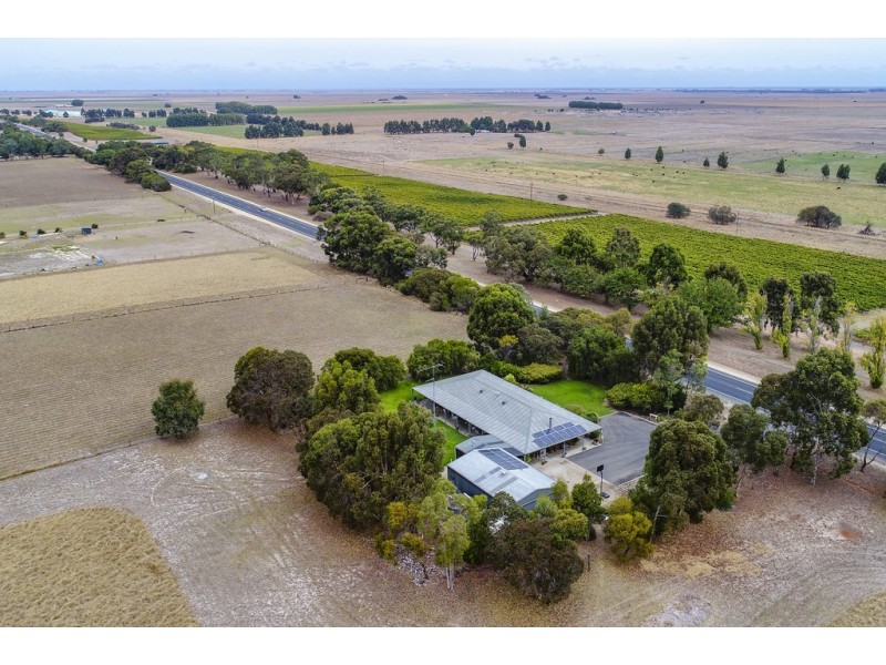 11183 Riddoch Highway, Naracoorte SA 5271