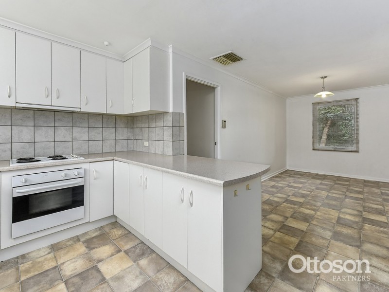 82 Cedar Avenue, Naracoorte SA 5271