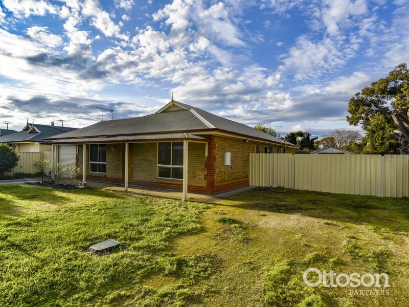 17 Barclay Avenue, Naracoorte SA 5271