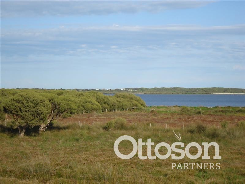 7 Lakeside Drive, Beachport SA 5280