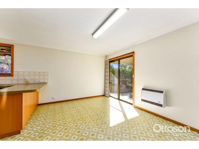 17 Price Avenue, Naracoorte SA 5271