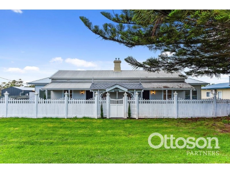 28 Railway Tce, Beachport SA 5280